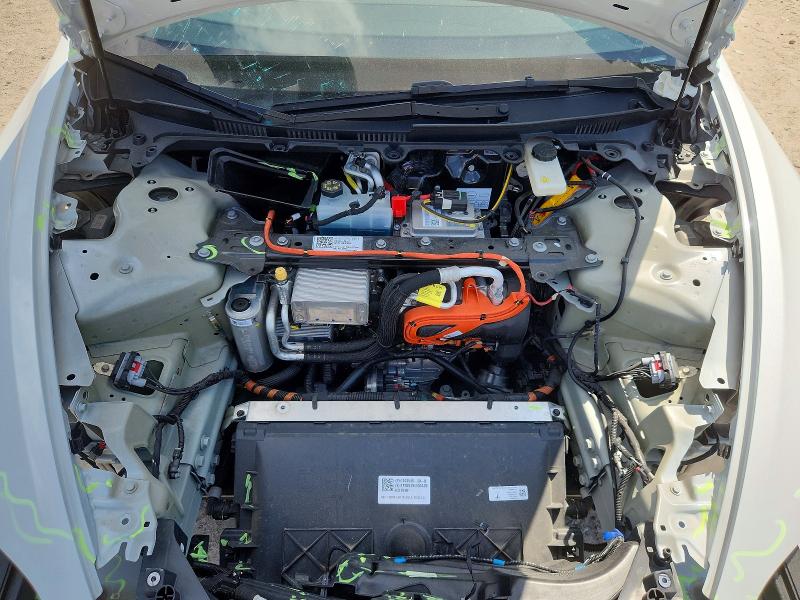 Снимка 11 от търг – 2024 TESLA MODEL 3 с VIN 5YJ3E1EB9RF818761