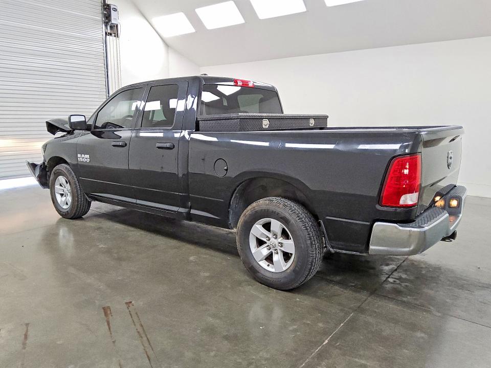 Photo 2 from auction – 2018 RAM 1500 with VIN 1C6RR6FG2JS340090