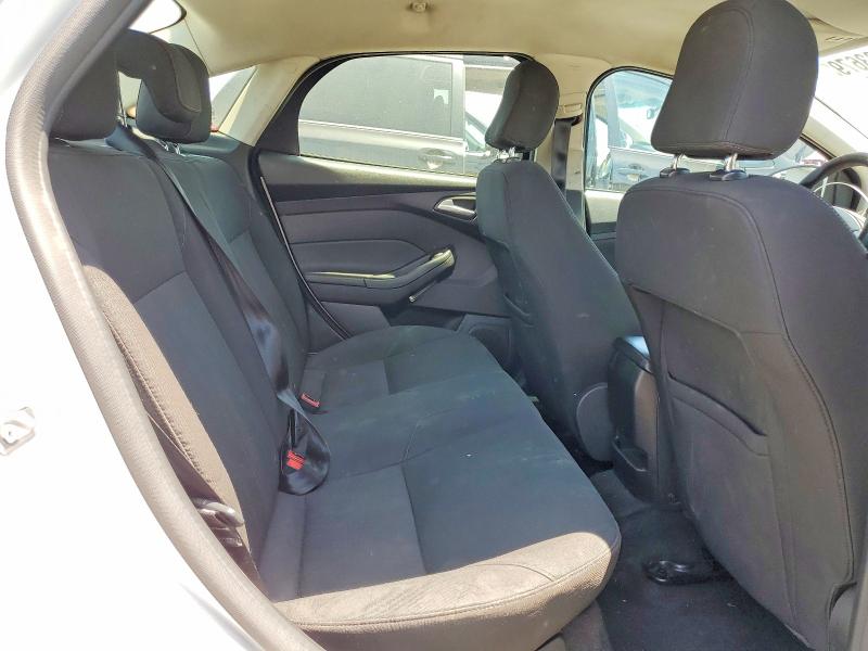 Photo 10 from auction – 2016 FORD FOCUS with VIN 1FADP3F2XGL399201