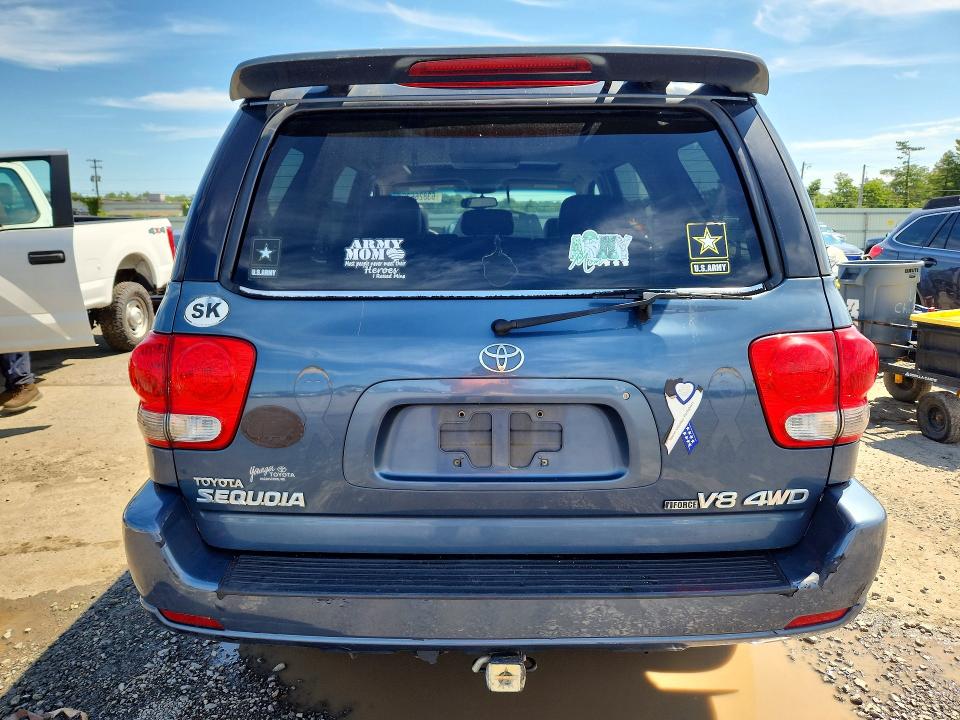 Photo 6 from auction – 2005 TOYOTA SEQUOIA with VIN 5TDBT44A55S237985