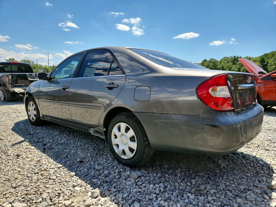 Photo 2 from auction – 2003 TOYOTA CAMRY with VIN 4T1BE32K03U733930