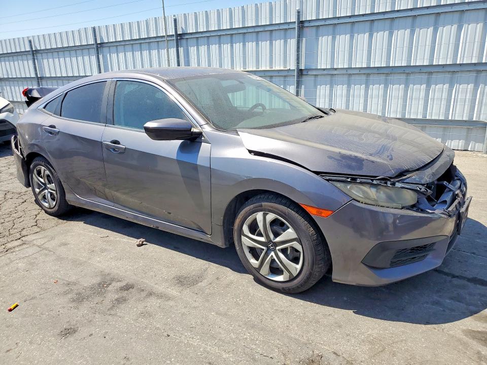 Photo 4 from auction – 2017 HONDA CIVIC with VIN 2HGFC2F53HH533033