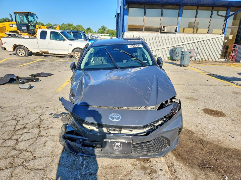 Photo 5 from auction – 2025 TOYOTA CAMRY with VIN 4T1DAACK7SU001669