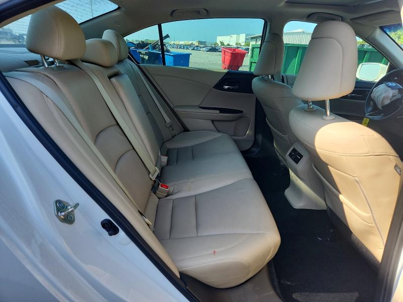 Photo 10 from auction – 2017 HONDA ACCORD with VIN 1HGCR2F83HA089890