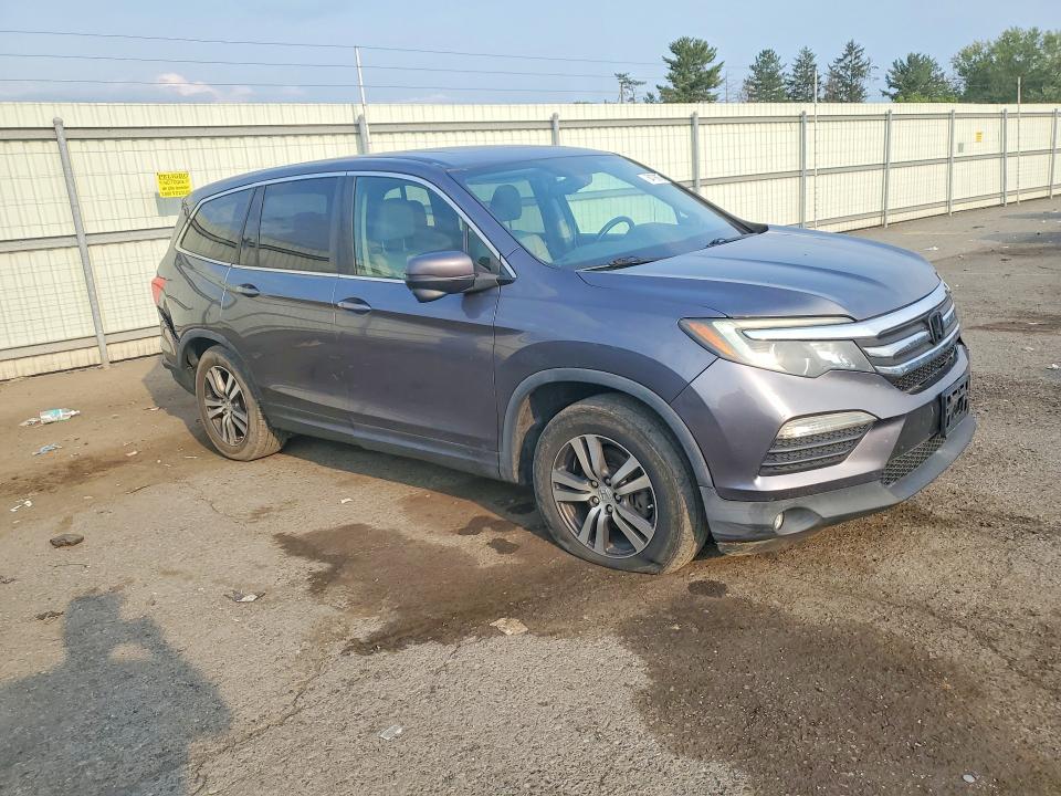 Photo 4 from auction – 2016 HONDA PILOT with VIN 5FNYF6H53GB070852