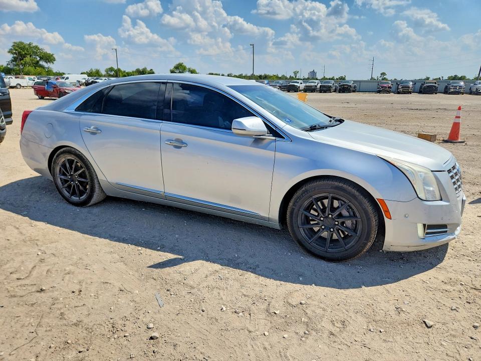 Zdjęcie 4 z aukcji – 2014 CADILLAC XTS z VIN 2G61P5S31E9165253