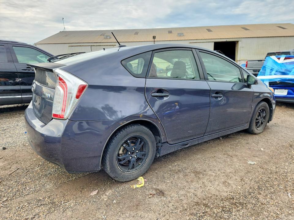 Photo 3 from auction – 2012 TOYOTA PRIUS with VIN JTDKN3DUXC1551804