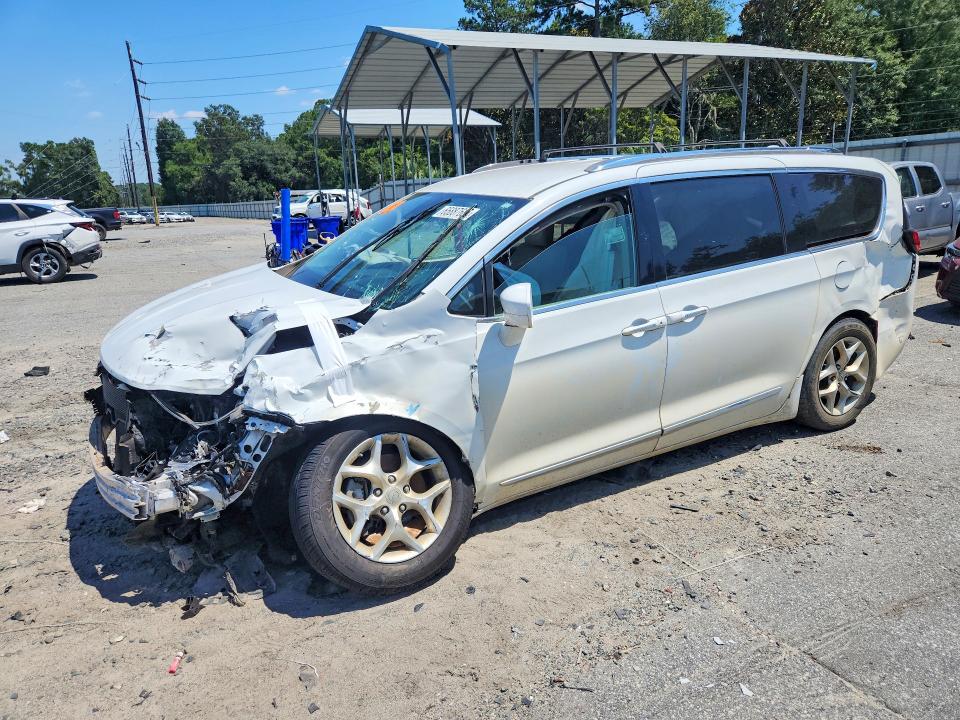 Photo 1 from auction – 2018 CHRYSLER PACIFICA with VIN 2C4RC1BG4JR167189