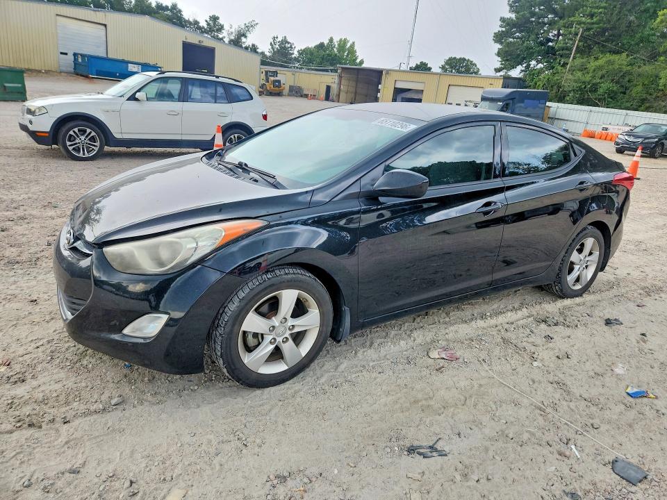 HYUNDAI ELANTRA 2013 with VIN 5NPDH4AE5DH333024 - Photo from auction