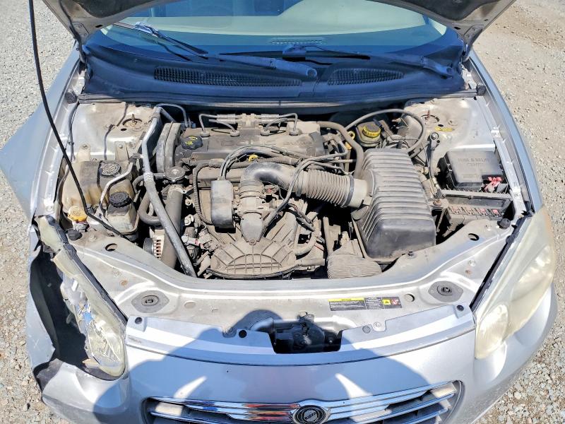 Photo 11 from auction – 2005 CHRYSLER SEBRING with VIN 1C3EL46J45N598614