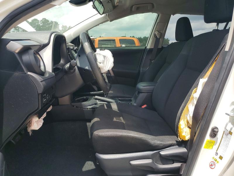 Photo 7 from auction – 2017 TOYOTA RAV4 with VIN JTMZFREV8HJ111917