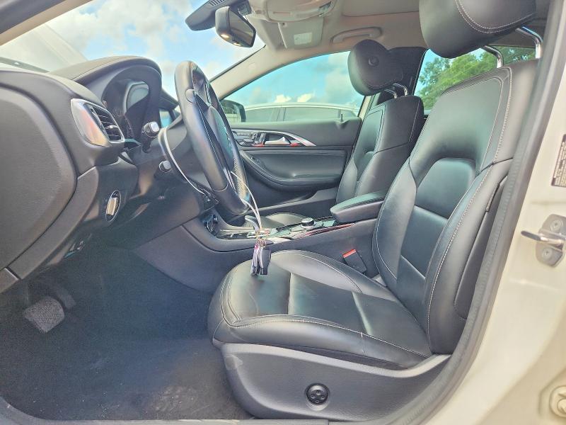 Photo 7 from auction – 2018 INFINITI QX30 with VIN SJKCH5CR7JA006030