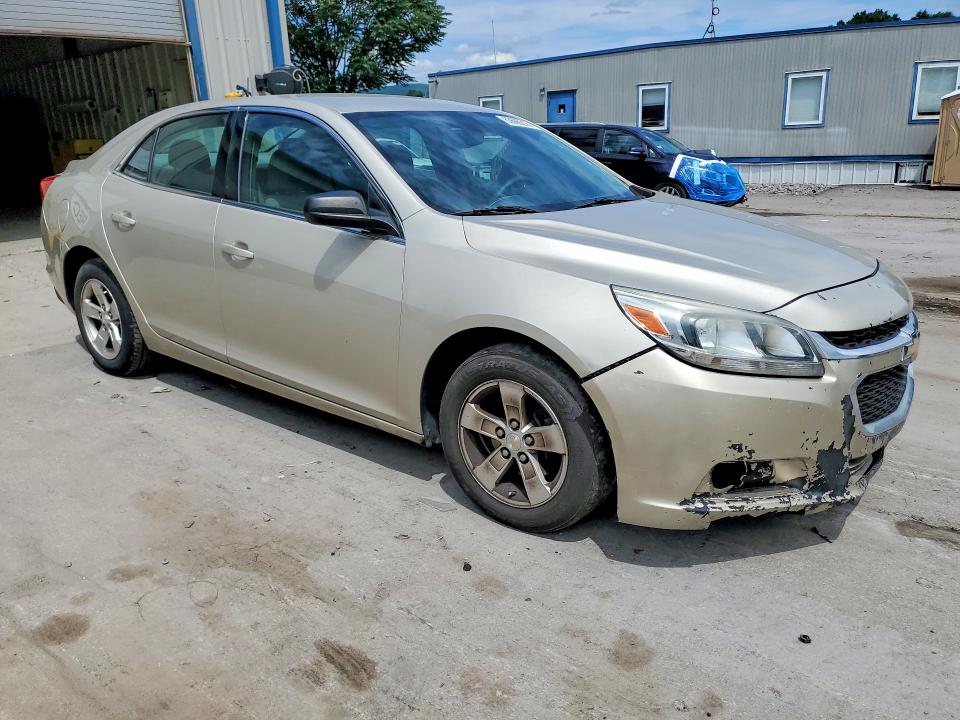 Photo 4 from auction – 2015 CHEVROLET MALIBU with VIN 1G11B5SL0FF133942