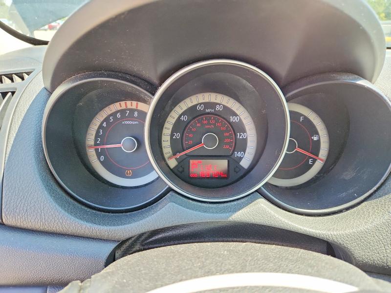 Photo 9 from auction – 2011 KIA FORTE KOUP with VIN KNAFU6A22B5333109