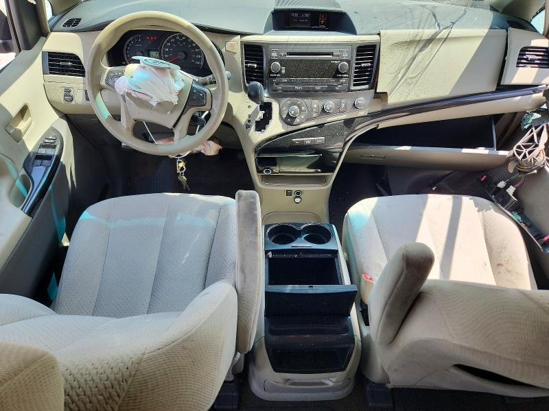 Photo 8 from auction – 2012 TOYOTA SIENNA with VIN 5TDKK3DC7CS230306