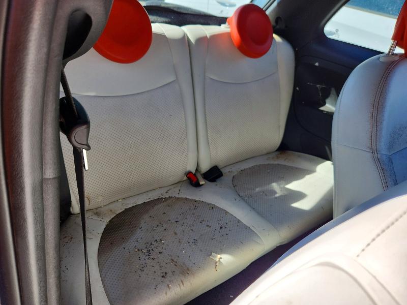Photo 10 from auction – 2015 FIAT 500 with VIN 3C3CFFGE7FT672802