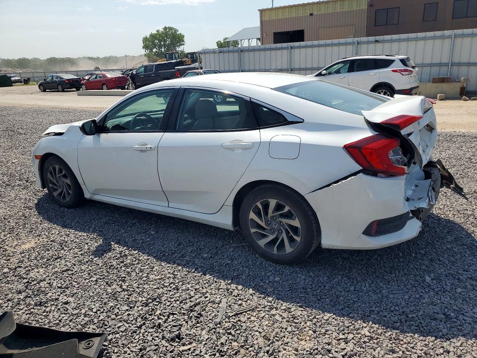 Photo 2 from auction – 2016 HONDA CIVIC with VIN 19XFC2F7XGE224847