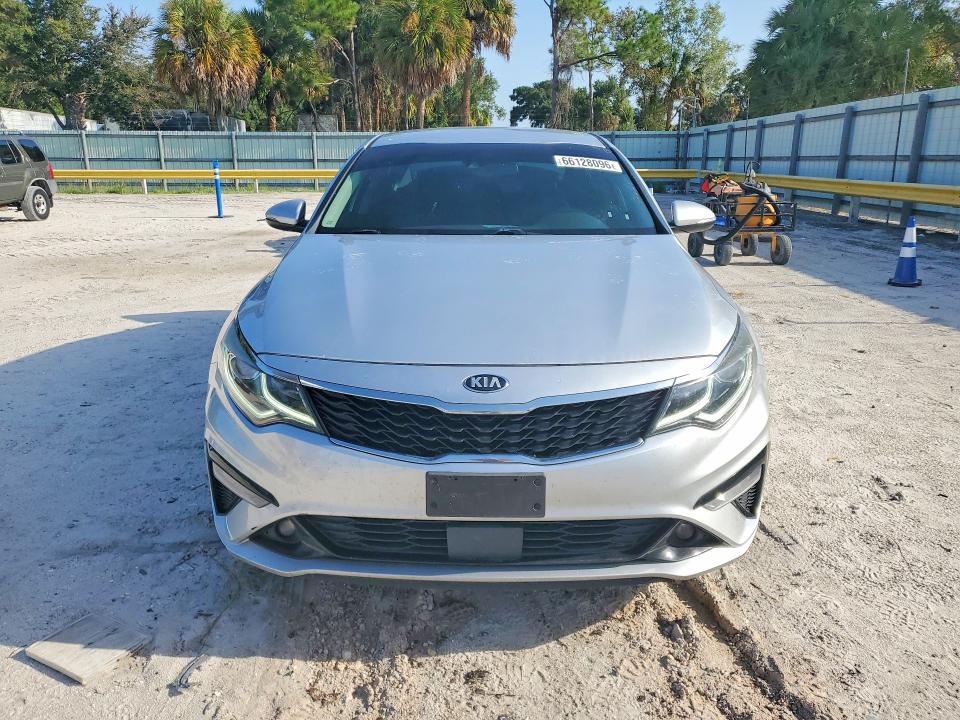 Photo 5 from auction – 2019 KIA OPTIMA with VIN 5XXGU4L15KG366763