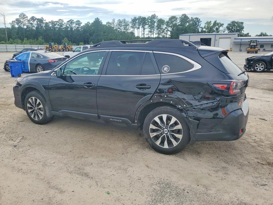 Photo 2 from auction – 2023 SUBARU OUTBACK with VIN 4S4BTAMC8P3209937