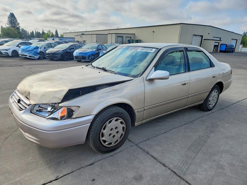 TOYOTA CAMRY 1998 with VIN JT2BG22K6W0236510 - Photo from auction