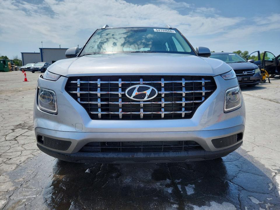 Photo 5 from auction – 2026 HYUNDAI VENUE with VIN KMHRC8A3XTU456764