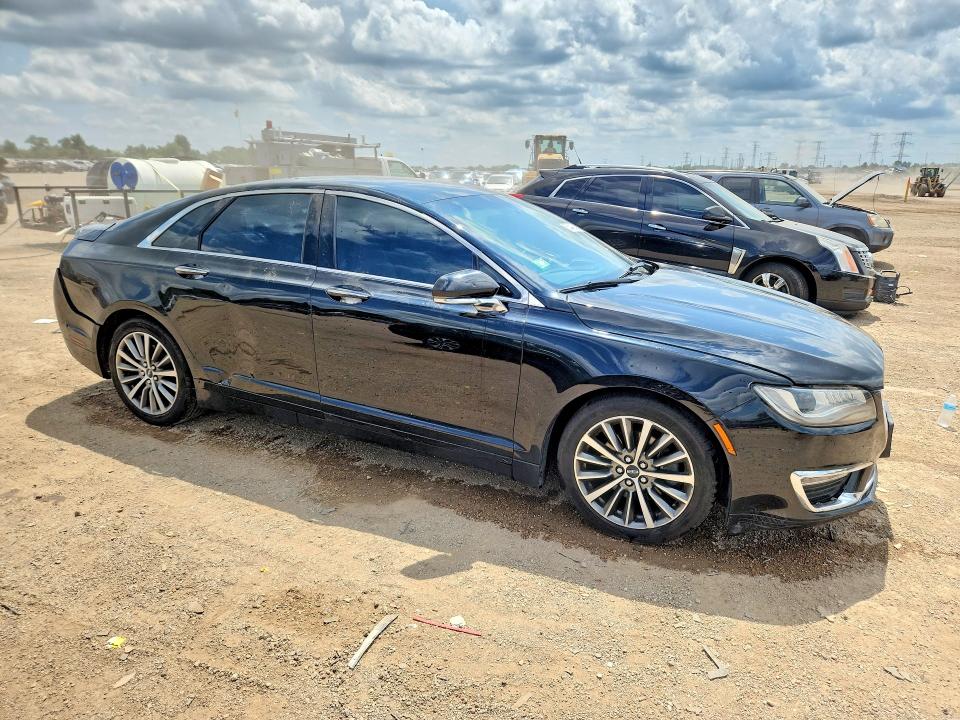 Photo 4 from auction – 2018 LINCOLN MKZ with VIN 3LN6L5KU2JR619985