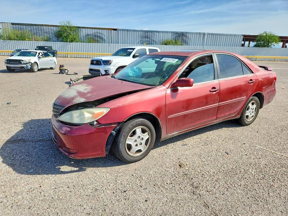 TOYOTA CAMRY 2002 z numerem VIN 4T1BF32KX2U032209 - Zdjęcie z aukcji