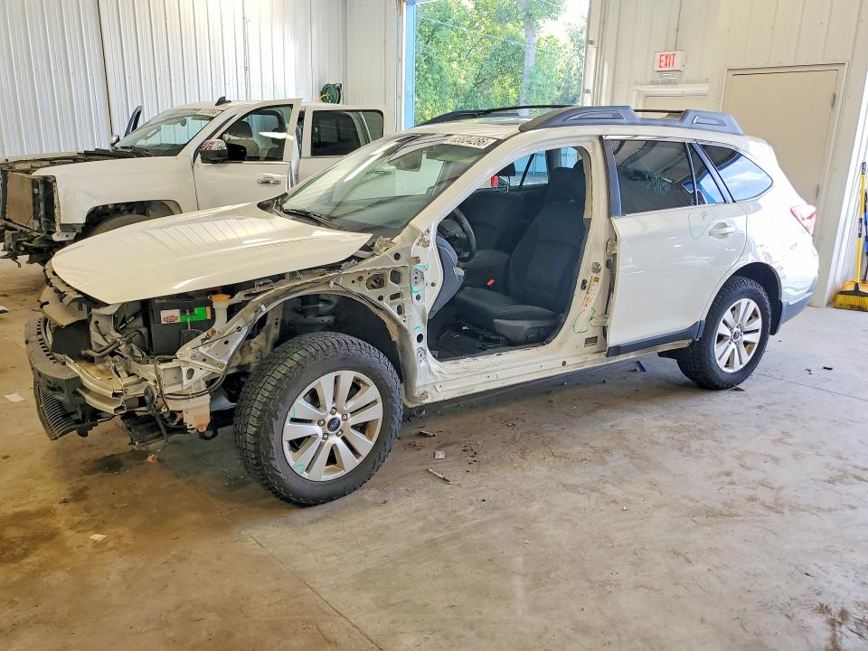 SUBARU OUTBACK 2018 with VIN 4S4BSAHC0J3270235 - Photo from auction