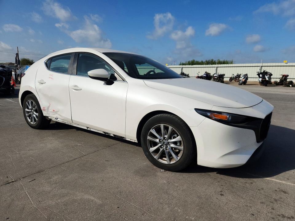 Photo 4 from auction – 2023 MAZDA 3 with VIN JM1BPAJM3P1607574