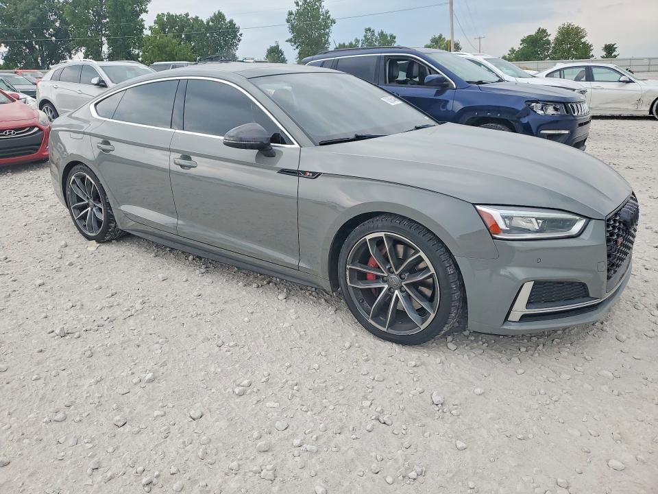 Photo 4 from auction – 2019 AUDI S5 with VIN WAUB4CF54KA079734