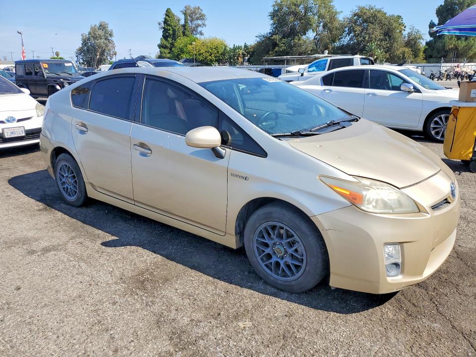 Photo 4 from auction – 2011 TOYOTA PRIUS with VIN JTDKN3DU4B0283918