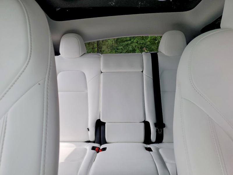 Photo 10 from auction – 2025 TESLA MODEL Y with VIN 7SAYGAEE1SF244367