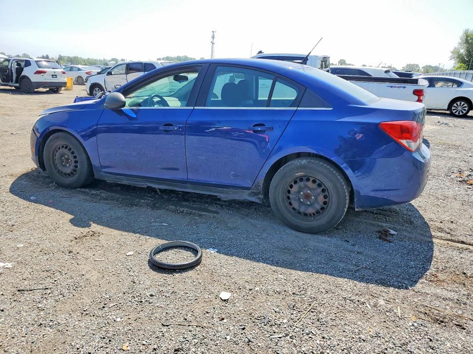 Photo 2 from auction – 2012 CHEVROLET CRUZE with VIN 1G1PC5SH2C7176381