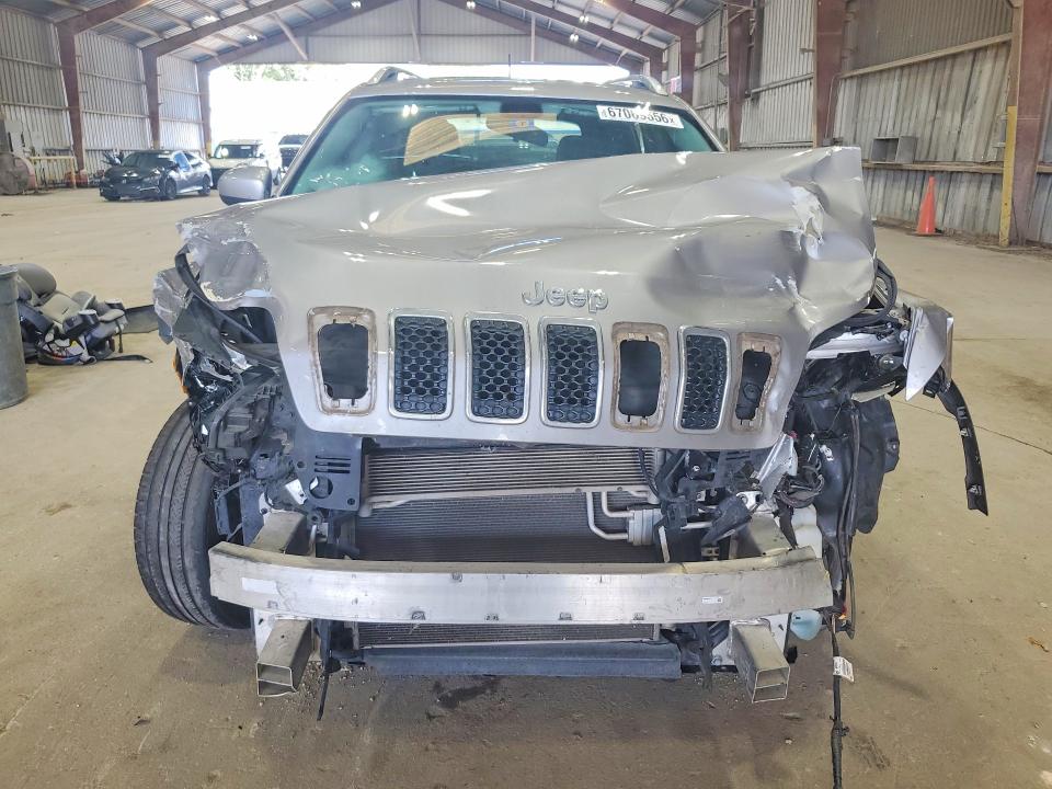 Photo 5 from auction – 2019 JEEP CHEROKEE with VIN 1C4PJLCB4KD290538
