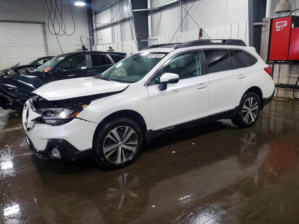 SUBARU OUTBACK 2018 with VIN 4S4BSANC6J3393946 - Photo from auction