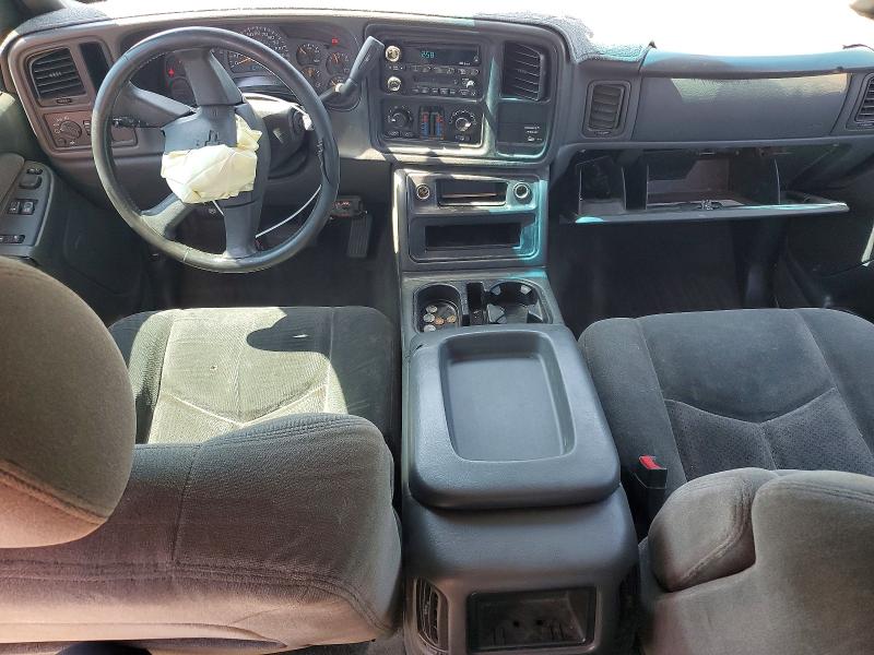 Photo 8 from auction – 2003 CHEVROLET SILVERADO with VIN 2GCEC19V831120400
