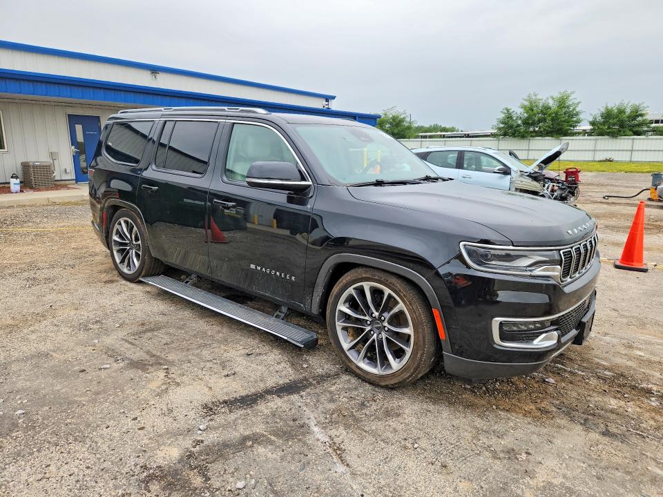 Photo 4 from auction – 2022 JEEP WAGONEER with VIN 1C4SJVDT7NS114225