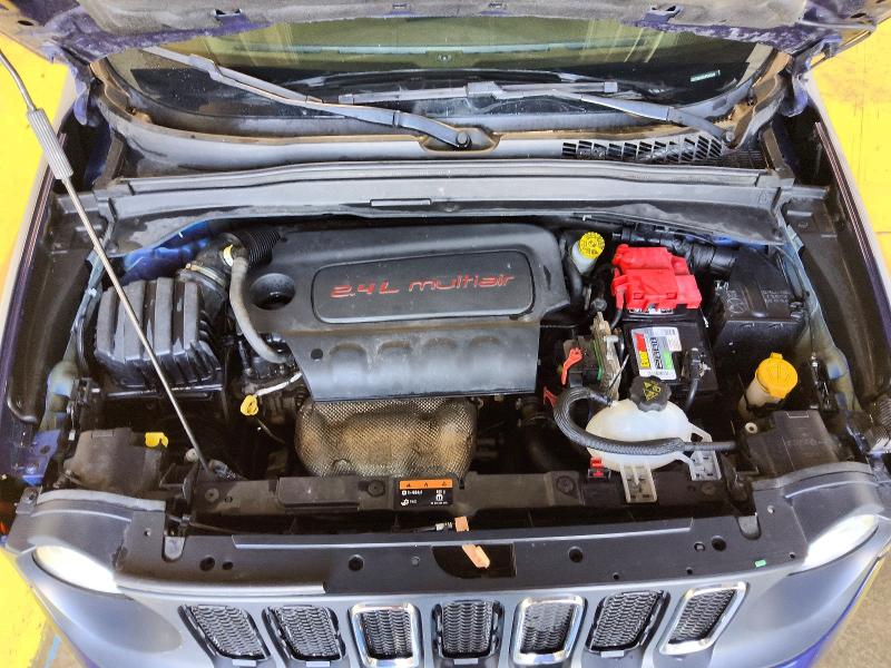 Photo 12 from auction – 2018 JEEP RENEGADE with VIN ZACCJBAB9JPJ48243