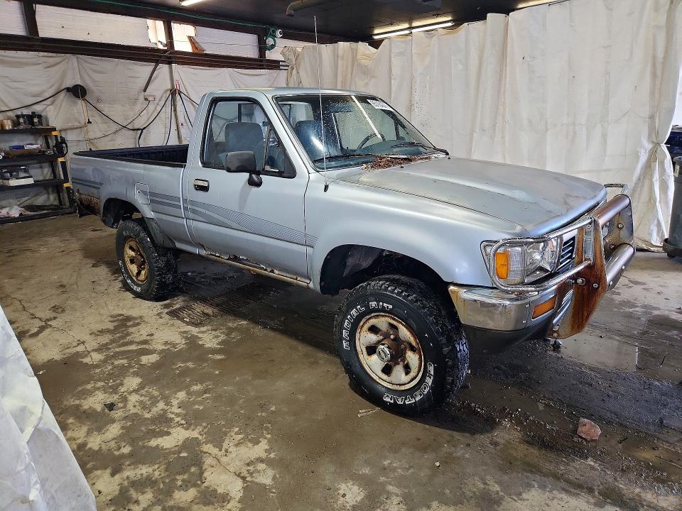 Photo 4 from auction – 1991 TOYOTA PICKUP with VIN JT4VN01D3M004591
