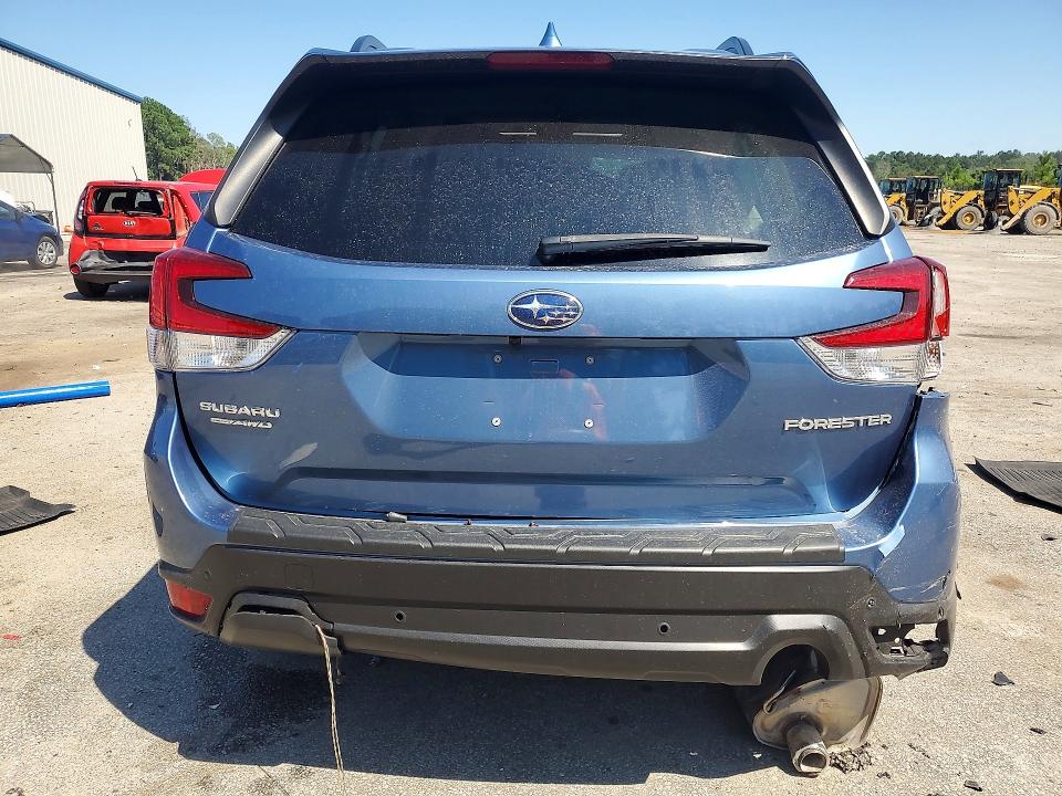 Photo 6 from auction – 2020 SUBARU FORESTER with VIN JF2SKAUC5LH480055