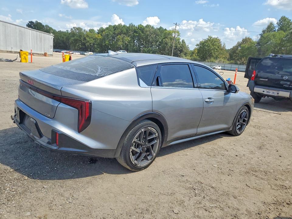 Снимка 3 от търг – 2025 KIA K4 с VIN 3KPFW4DE9SE208717