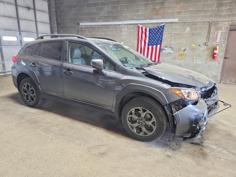 Photo 4 from auction – 2022 SUBARU CROSSTREK with VIN JF2GTHRC5NH275374