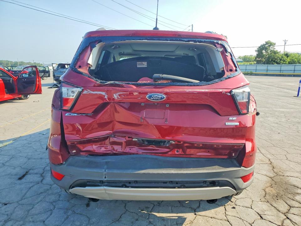 Photo 6 from auction – 2018 FORD ESCAPE with VIN 1FMCU0GD3JUA08352