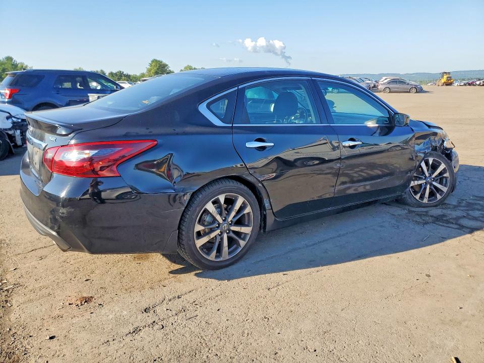 Photo 3 from auction – 2017 NISSAN ALTIMA with VIN 1N4AL3APXHC483103