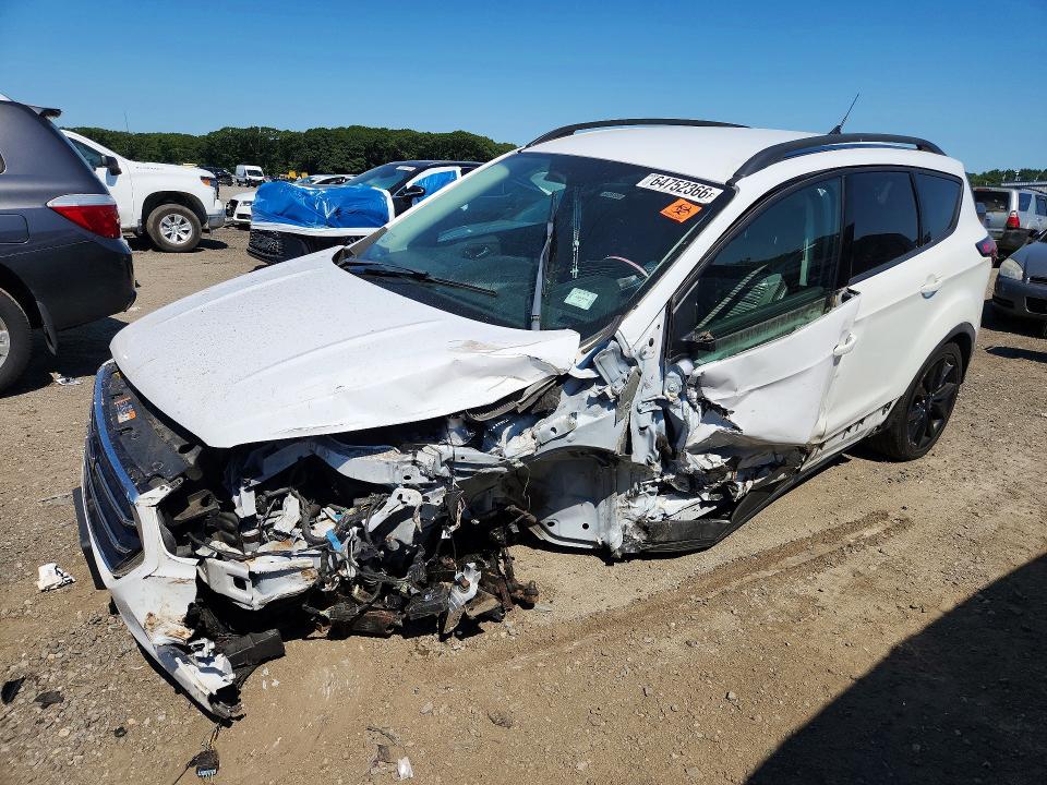 FORD ESCAPE 2019 with VIN 1FMCU9GD0KUB66895 - Photo from auction