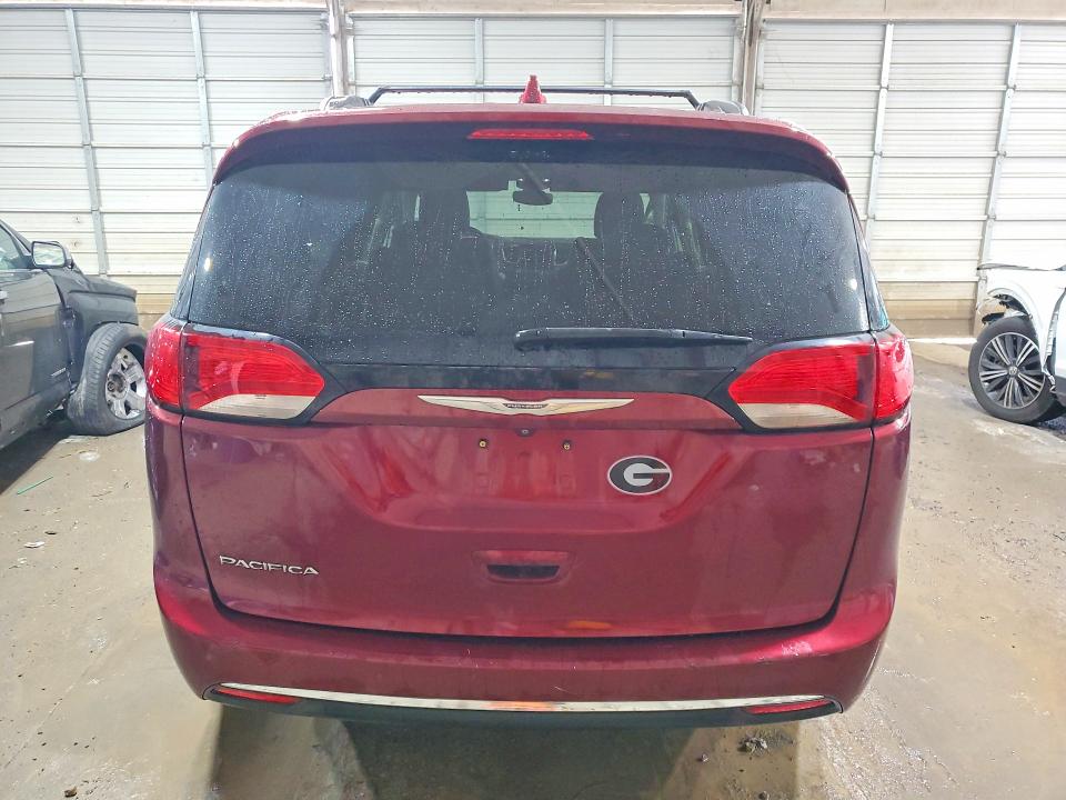 Zdjęcie 6 z aukcji – 2017 CHRYSLER PACIFICA z VIN 2C4RC1BG2HR509314