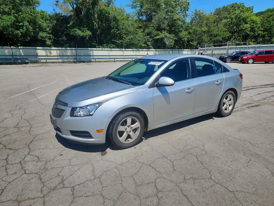CHEVROLET CRUZE 2014 with VIN 1G1PC5SB4E7329809 - Photo from auction