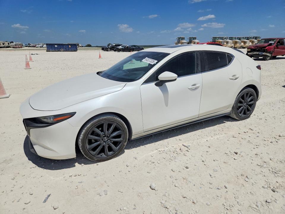 MAZDA 3 2020 with VIN JM1BPBNM4L1149280 - Photo from auction