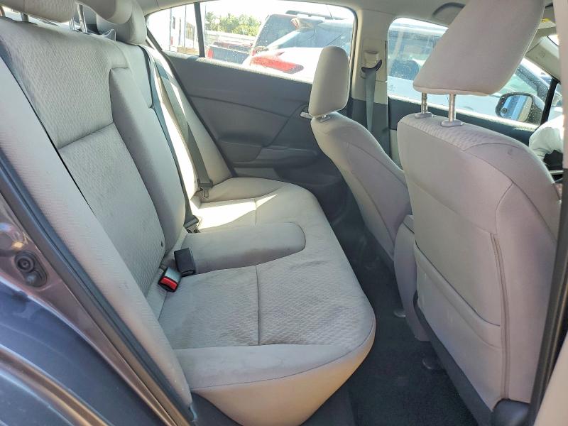 Photo 10 from auction – 2015 HONDA CIVIC with VIN 19XFB2F57FE038828
