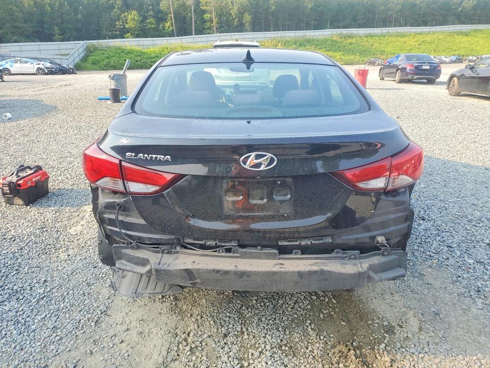 Photo 6 from auction – 2016 HYUNDAI ELANTRA with VIN KMHDH4AE0GU483483